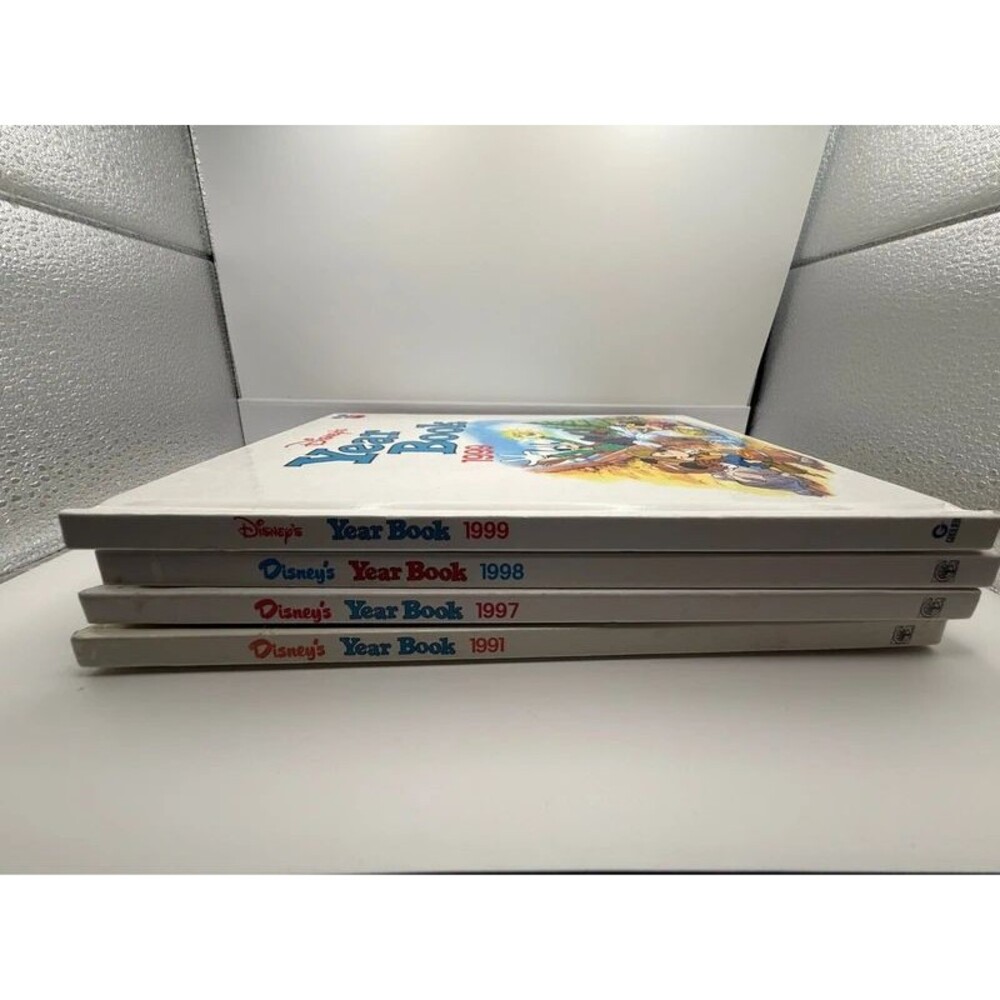 Vintage Disney Yearbooks. Wonderful World of Reading Series Nostaglia